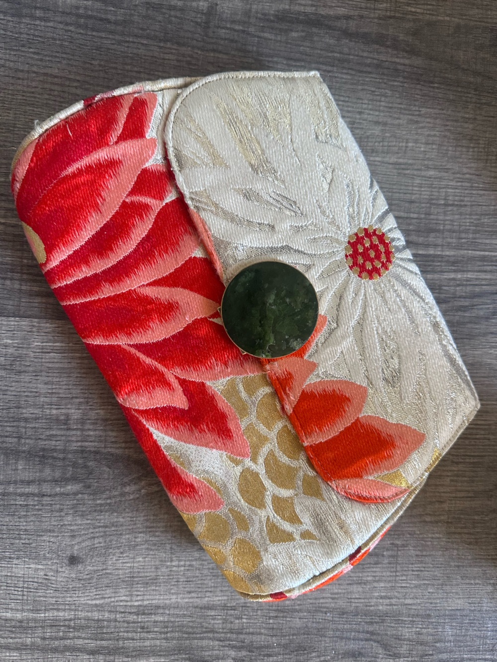 GUMPS SAN FRANCISCO JAPANESE SILK OBI BROCADE CLUTCH W/ GREEN AGATE CLASP